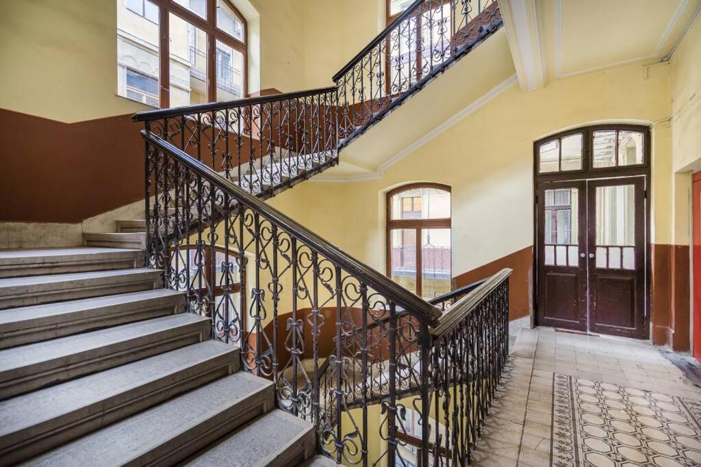 Klauzal Garden City Apartments Budapeste Exterior foto